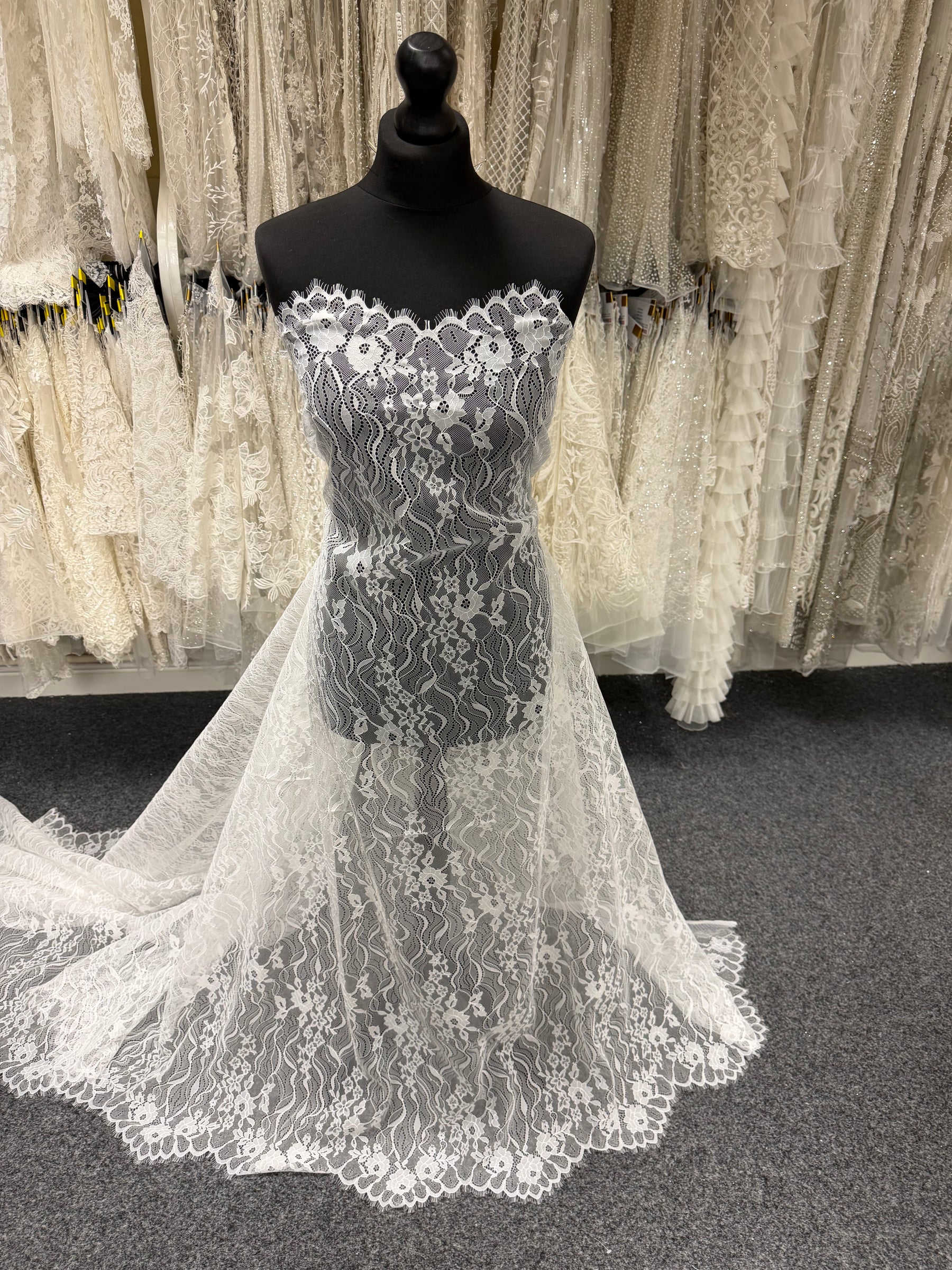 Dentelle Ivoire - LA1009