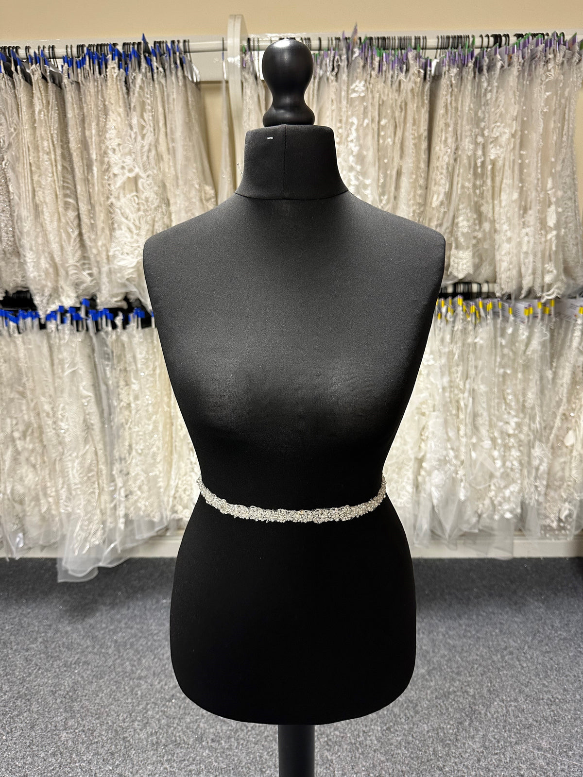 Garniture en cristal ivoire et perles – Cute