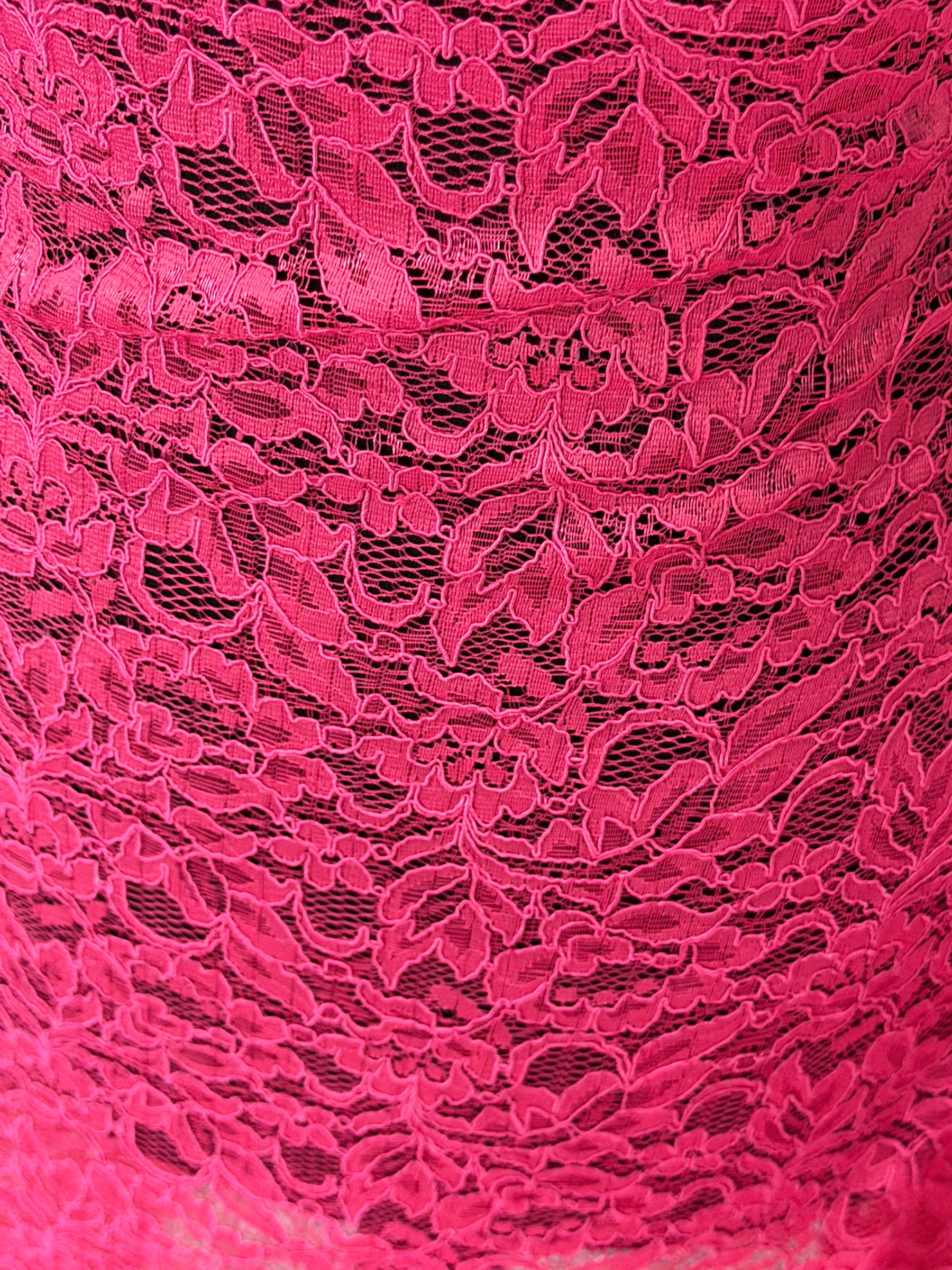 Dentelle rose fuchsia - P947