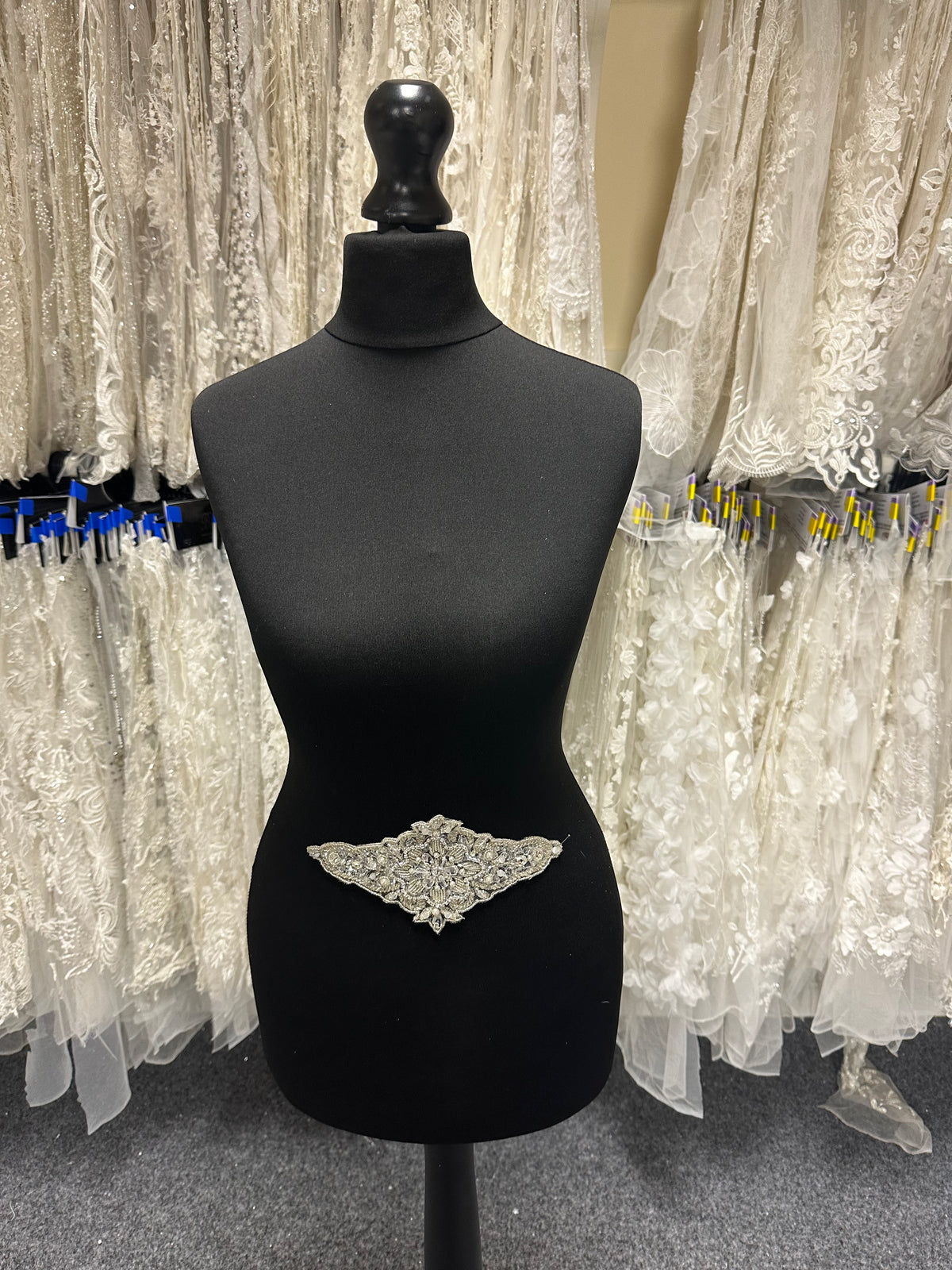 Broderie de cristal - Mascon (CF AP 2195)