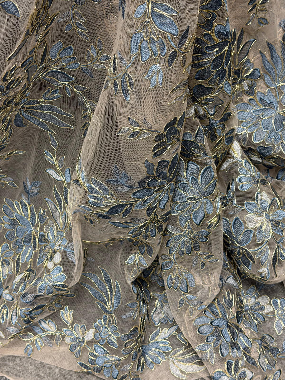 Dentelle bleue avec liseré doré - Kylar