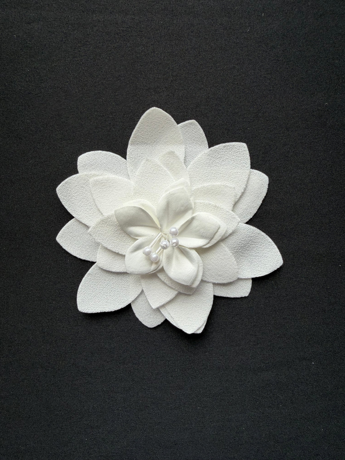 Applique Fleur Ivoire - Bedford (Grand)