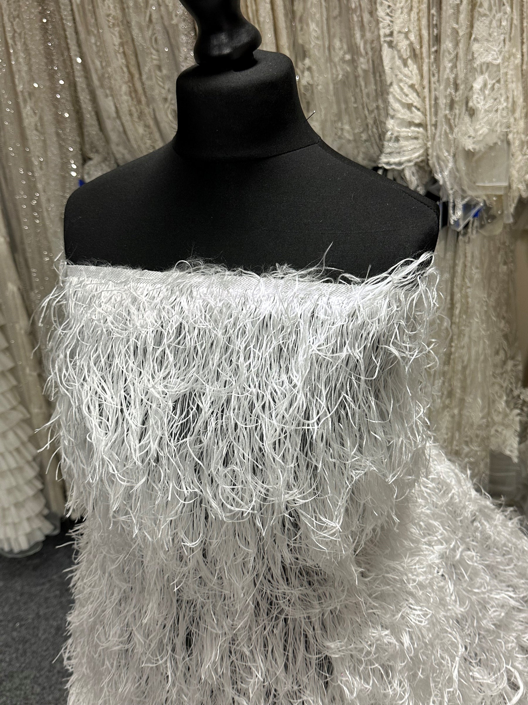 Dentelle de plumes ivoire - Arabella (CF)