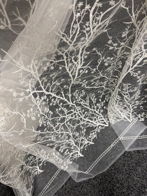 Dentelle brodée de sequins ivoire - EB3043