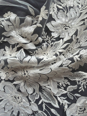 Dentelle brodée de sequins ivoire - EB3041