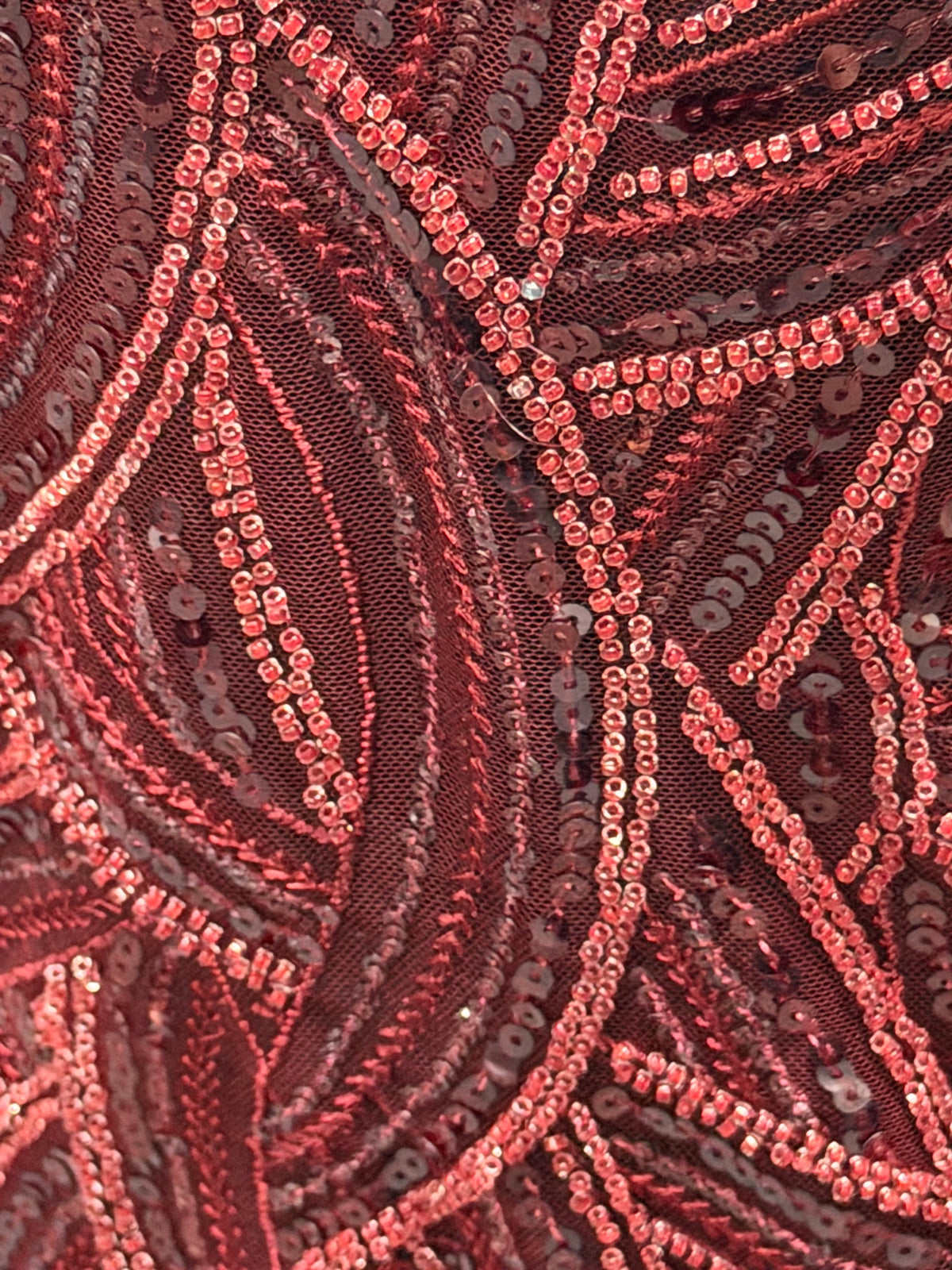 Tulle brodé de perles couleur vin - EB1056