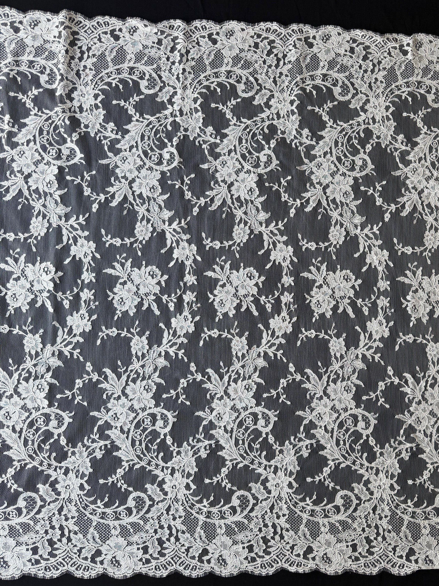 Dentelle de Chantilly ivoire - Banilto