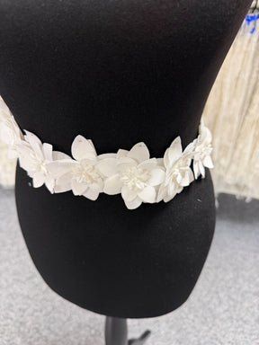 Appliqué fleur ivoire – Bedford (Petit)