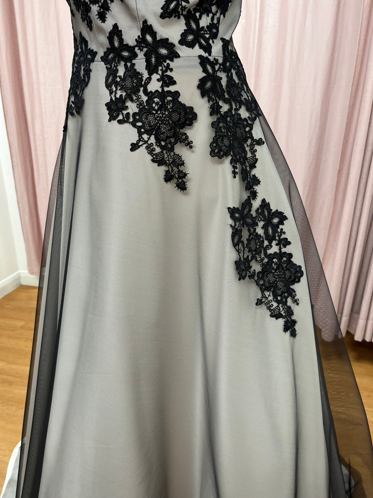 Appliques en Dentelle Guipure Noires - Courtney