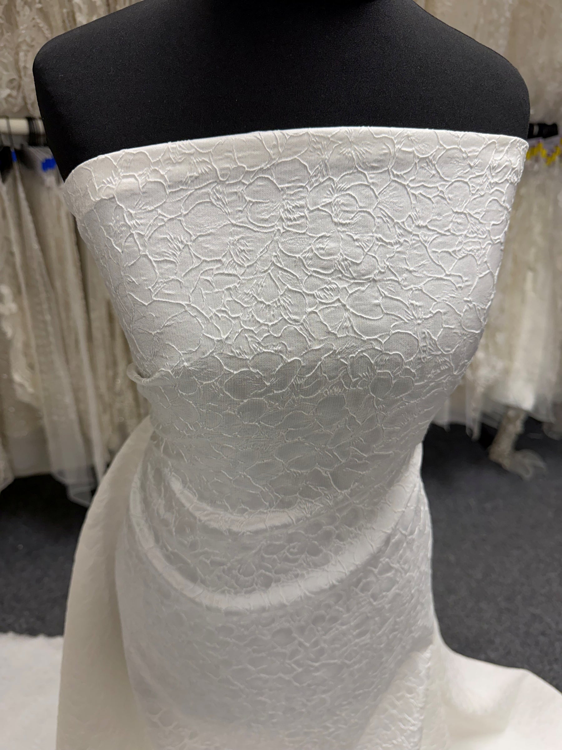 Brocade italien mélange soie ivoire - BR1015