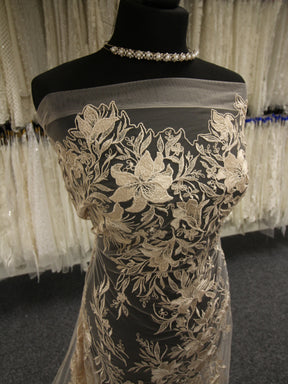 Frappé Embroidery Lace - Caskata