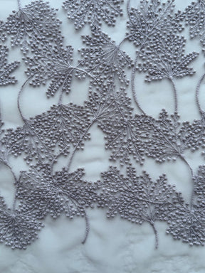 Dentelle brodée à motifs floraux lavande - EB5037