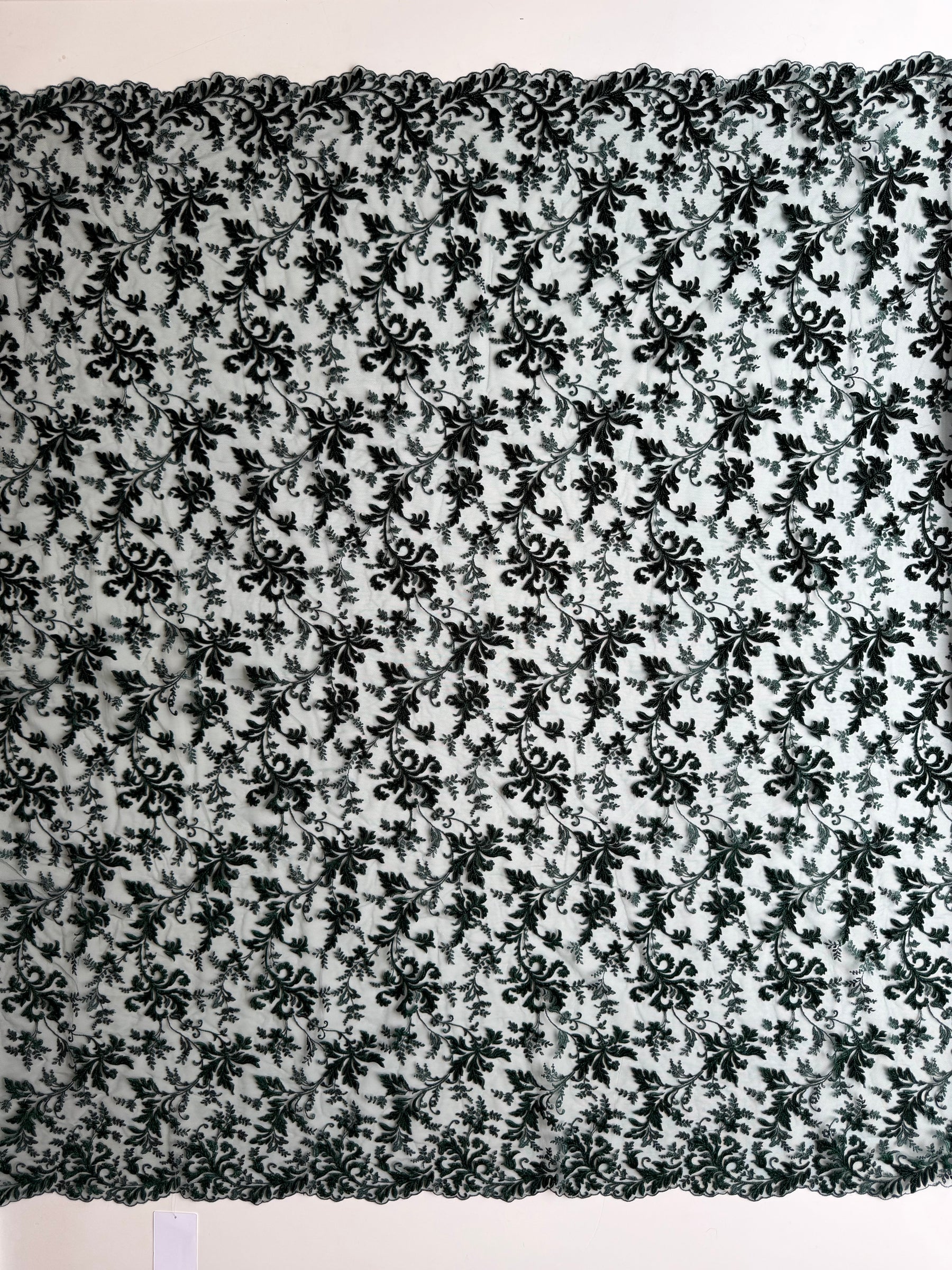 Velours Vert Chasseur Broderie Dentelle - Madina