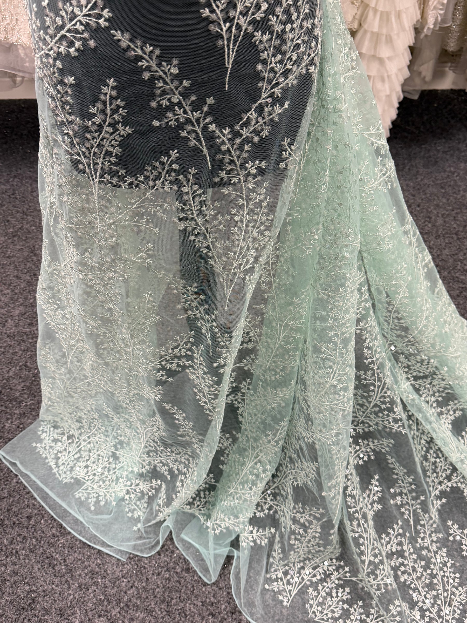 Dentelle à paillettes vert clair - EB3065