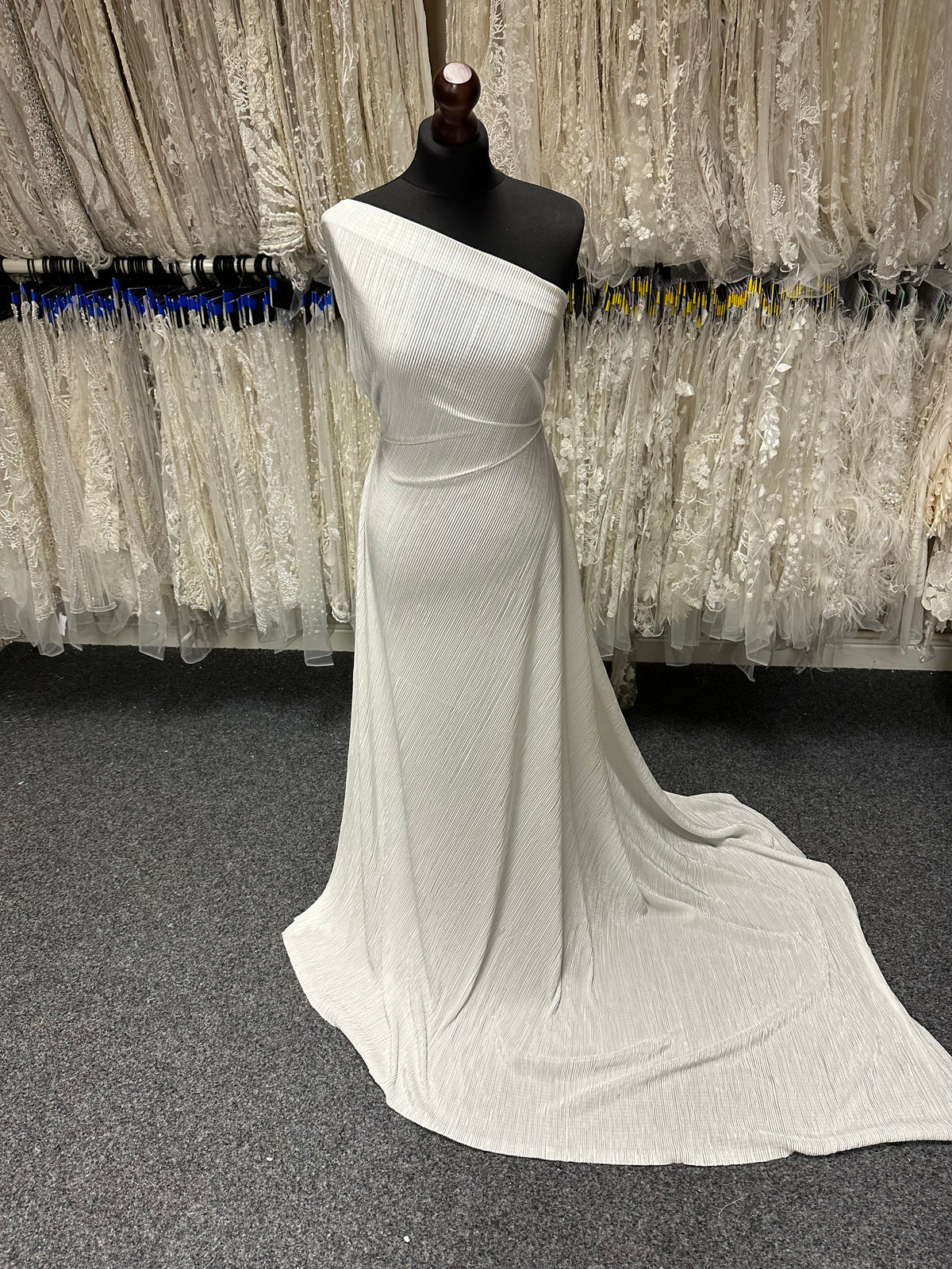 Tissu polyester plissé ivoire - Leeway