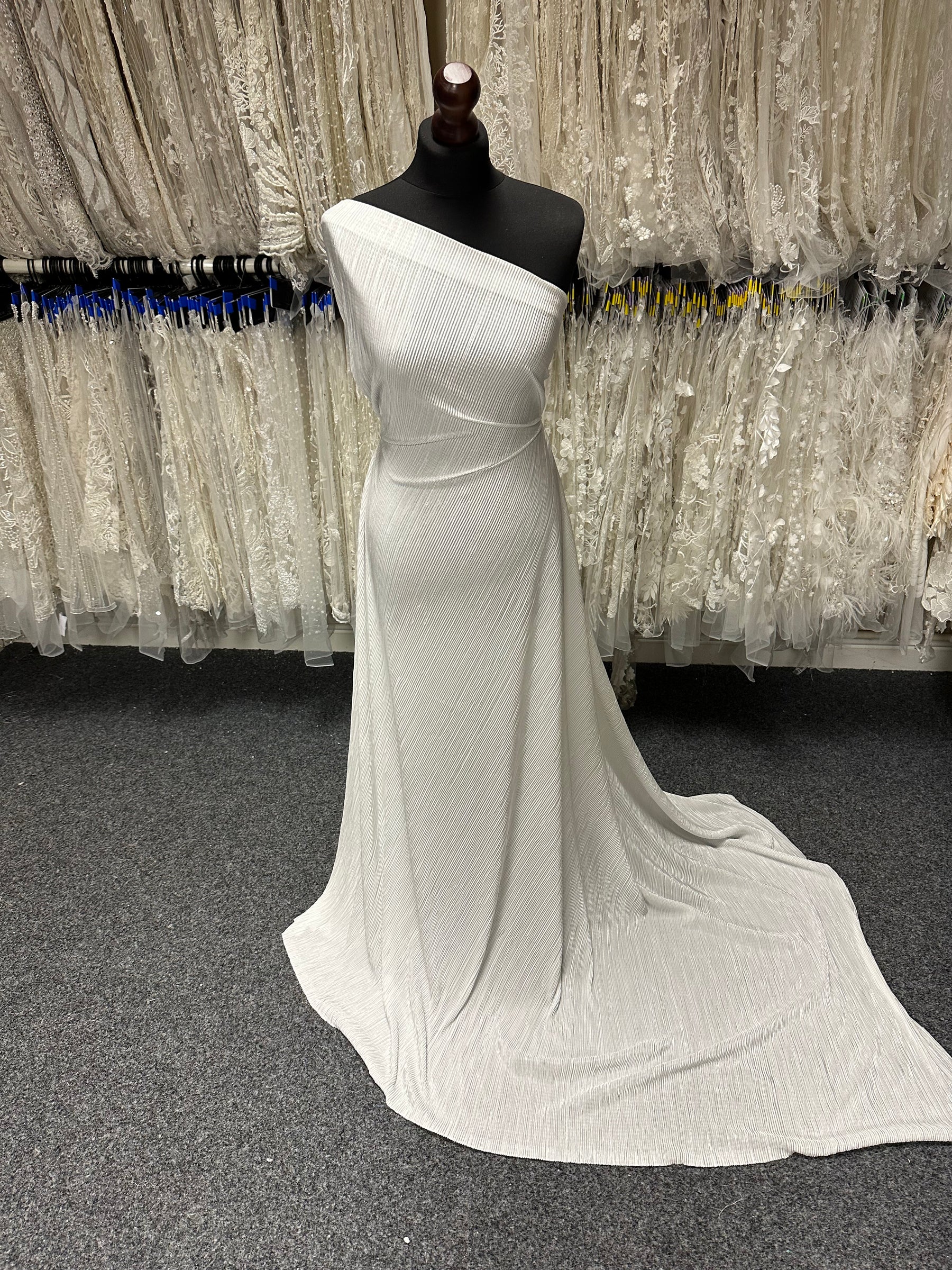 Tissu polyester plissé ivoire - Leeway