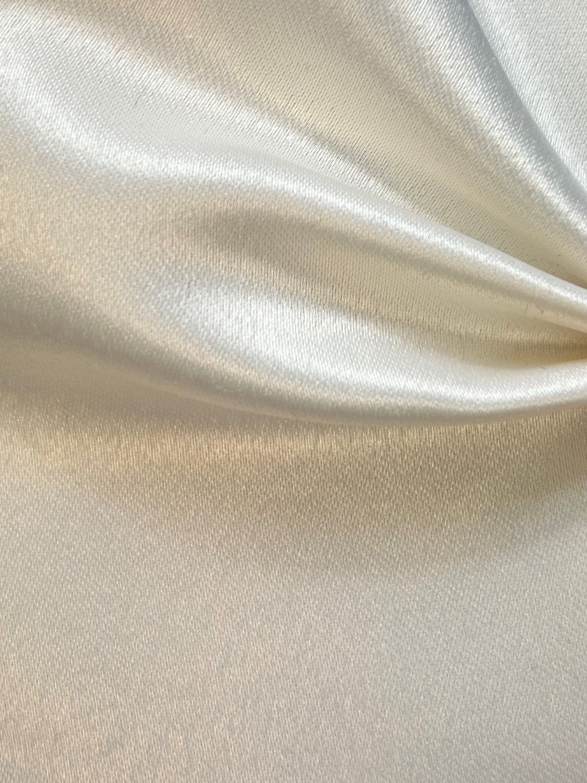 Satin Duchesse Crème - Scenery