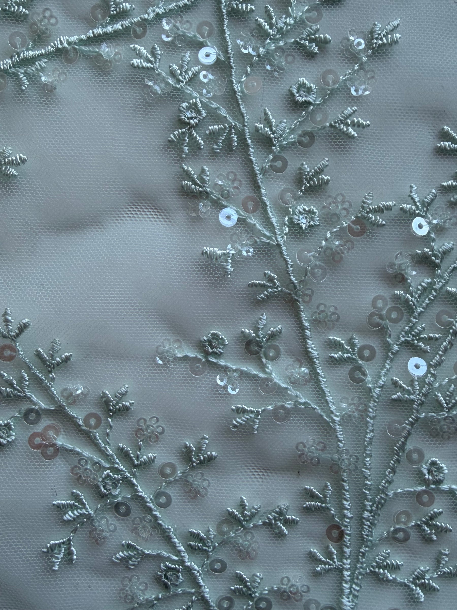 Dentelle à paillettes vert clair - EB3065