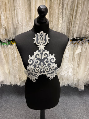 Applique en dentelle perlée ivoire - T815