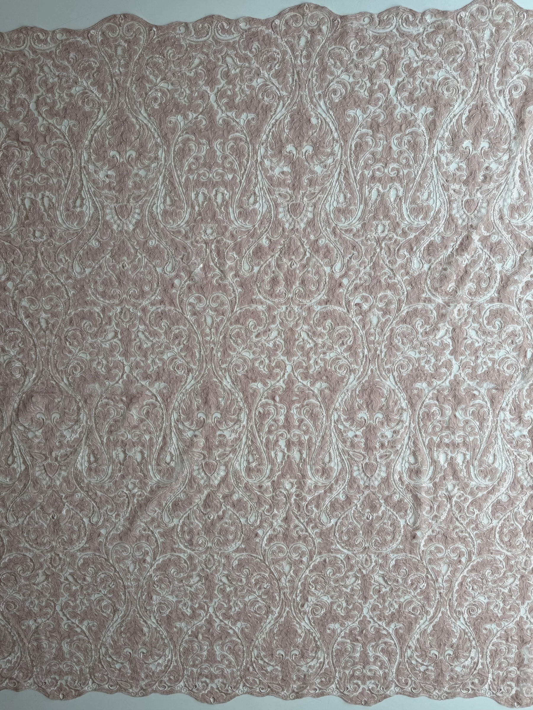 Tulle à sequins brodé rose poudré – EB3008