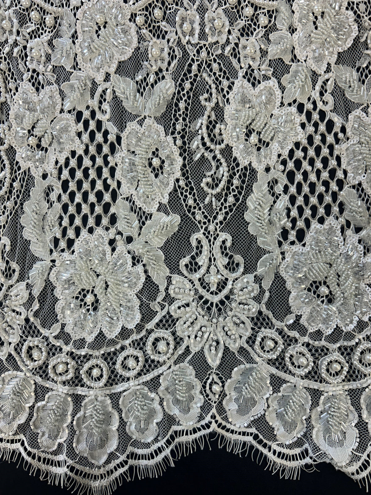 Dentelle Rachel perlée ivoire - Devon