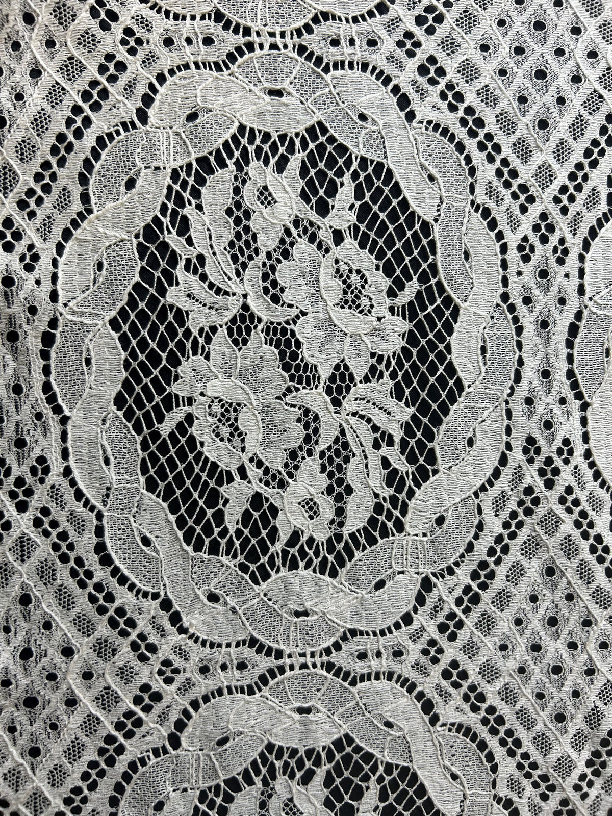 Dentelle Chantilly Ivoire - Dora