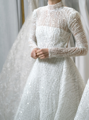 Dentelle ivoire perlée à la main - Leandra