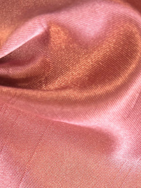 Dupion en satin de polyester rose sombre - Clarté