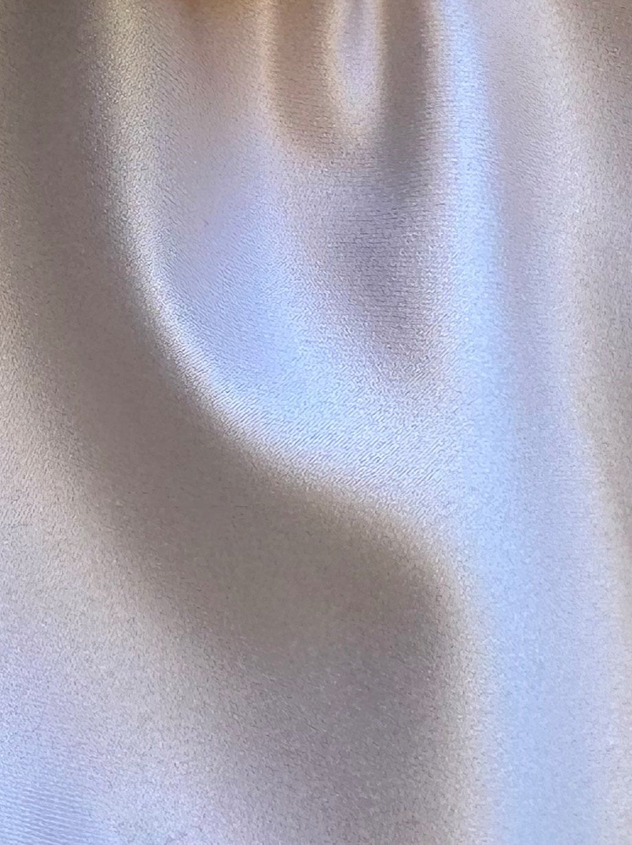 Satin de polyester gris poussiéreux - Moldavie