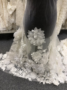 Tulle ivoire brodé de perles 3D - EB1109
