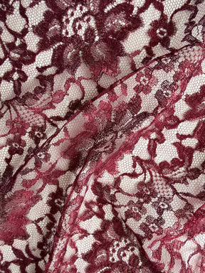 Dentelle Chantilly Rouge Métallisé - P184