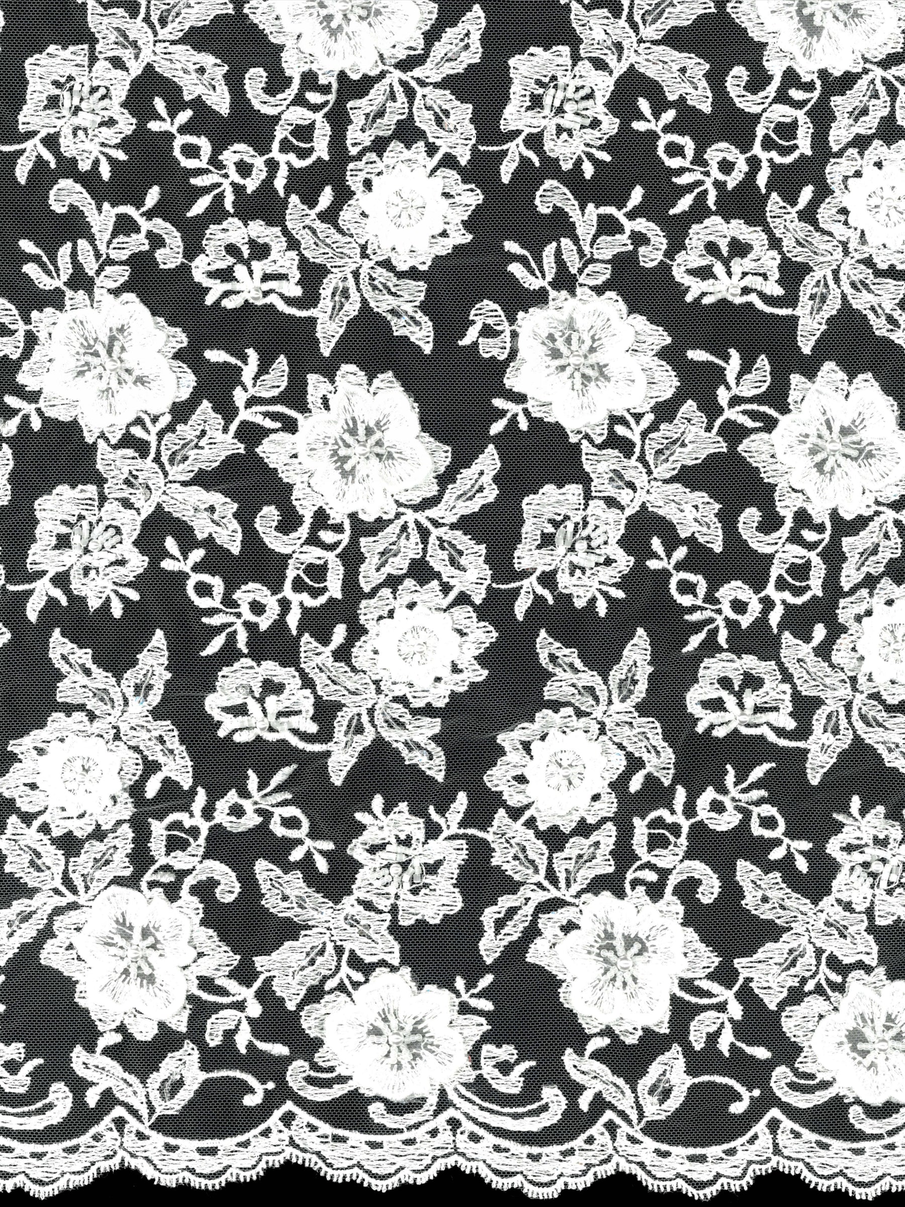 Tulle blanc brodé de perles en 3D - EB1003