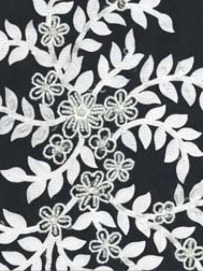 Tulle ivoire brodé de perles en 3D - EB1006