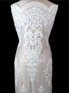 Tulle brodé de perles ivoire - EB1027