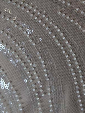 Tulle brodé de perles ivoire - EB1028