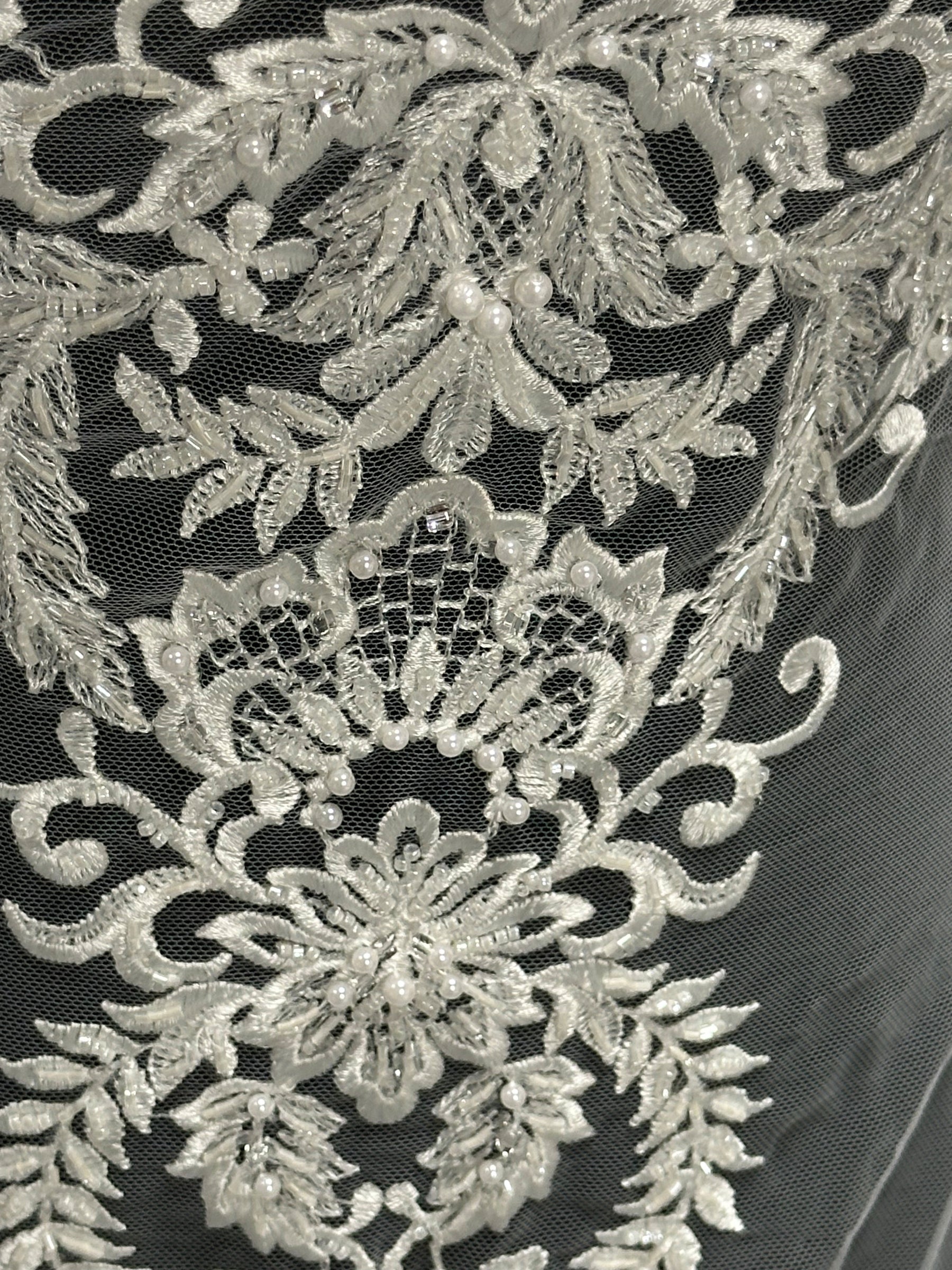 Dentelle perlée ivoire - EB1031