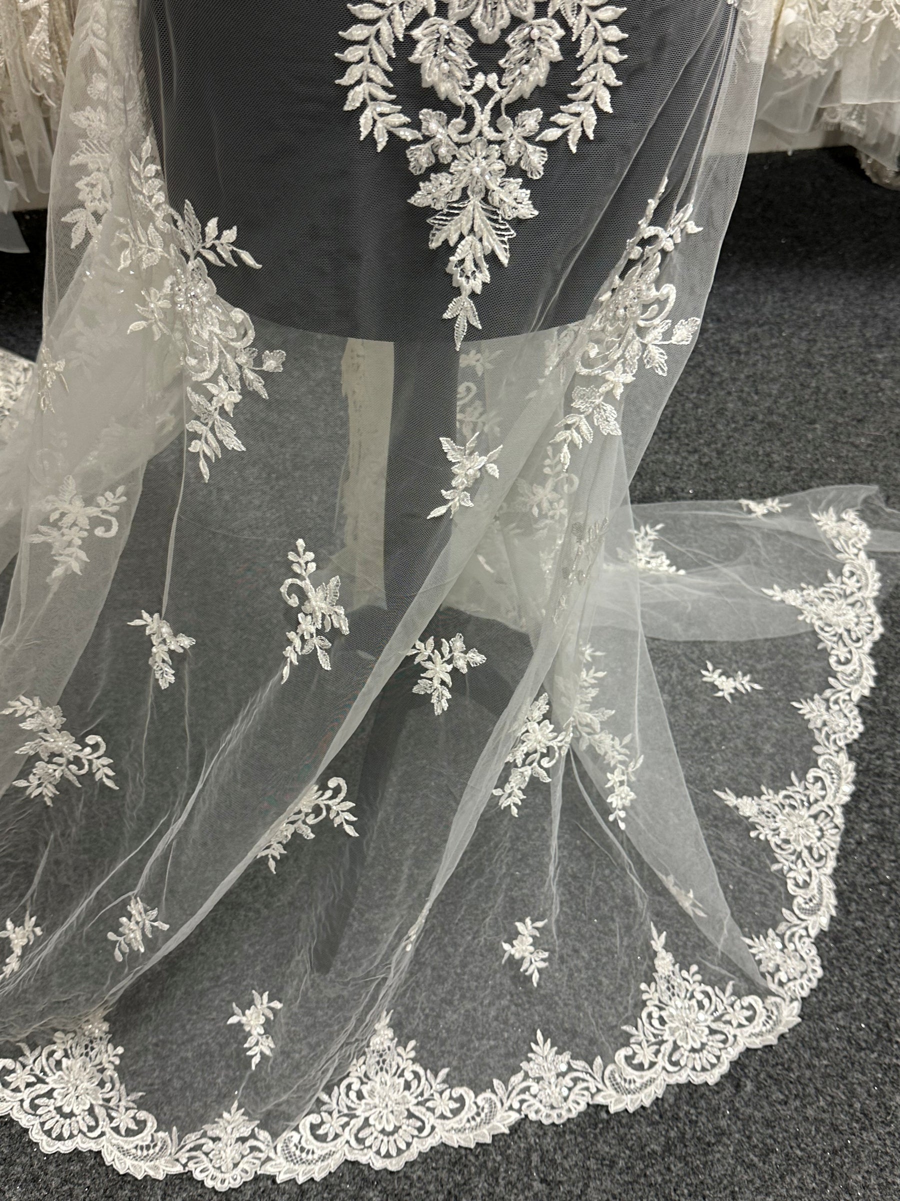 Dentelle perlée ivoire - EB1031