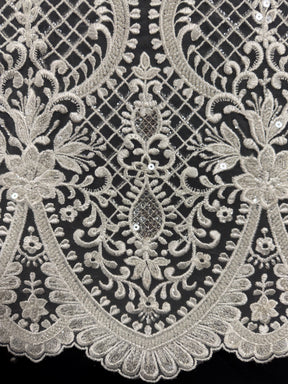 Tulle brodé de perles ivoire - EB1032
