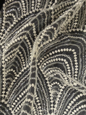 Tulle brodé de perles ivoire - EB1034