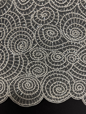 Tulle brodé de perles ivoire - EB1060