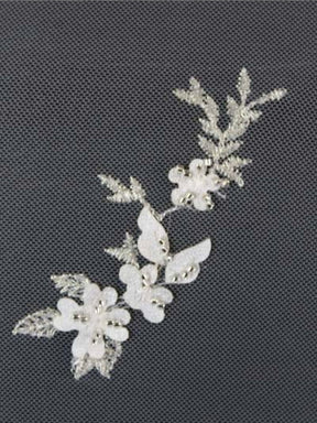 Tulle brodé de perles champagne/argent - EB1073