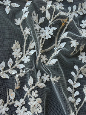Tulle brodé de perles champagne/argent - EB1073