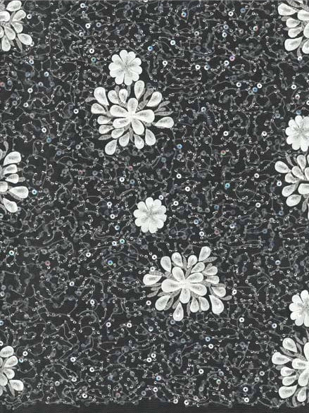 Tulle brodé de perles ivoire - EB1074