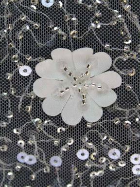 Tulle brodé de perles ivoire - EB1074