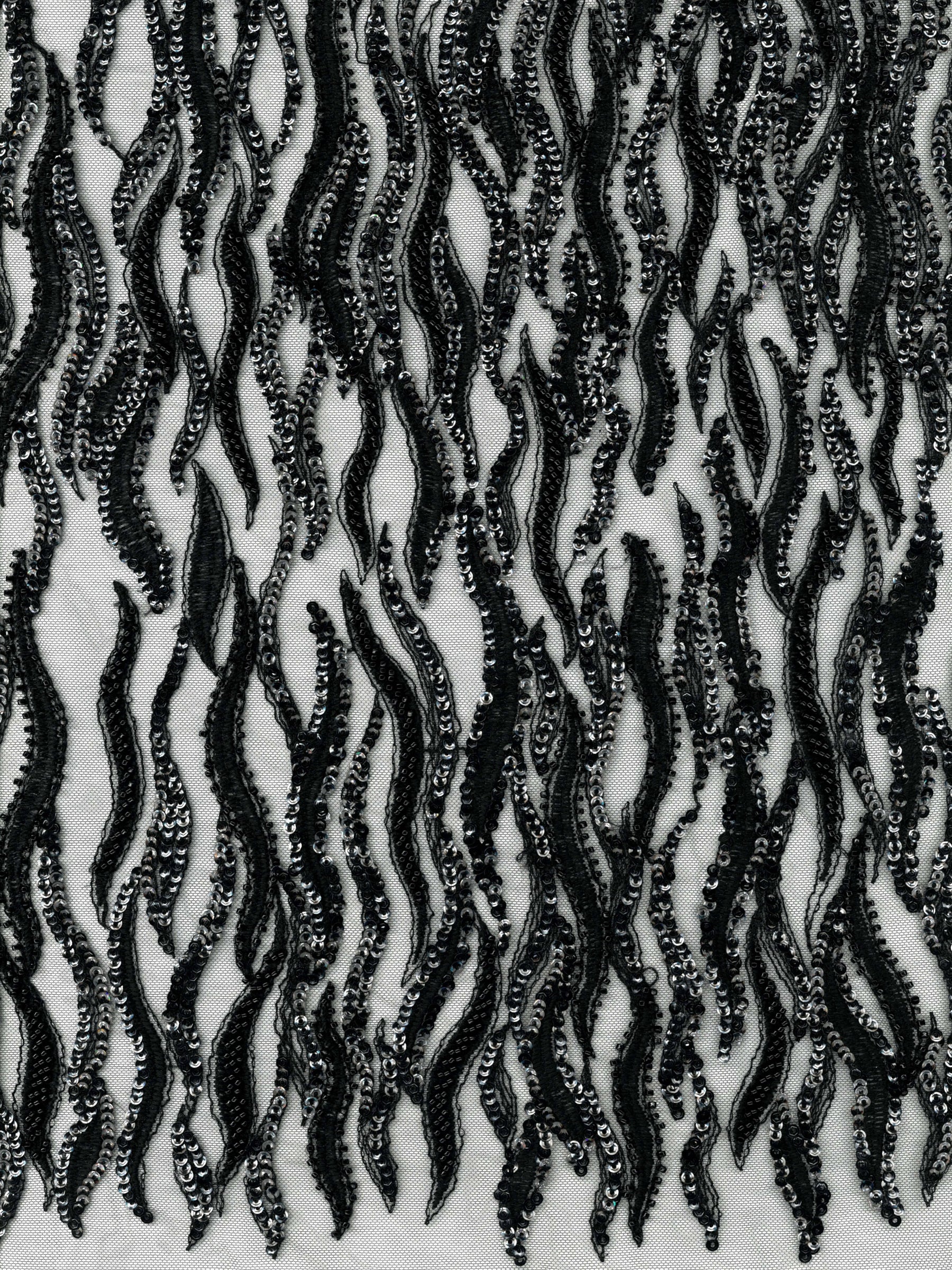 Tulle noir brodé de perles - EB1089