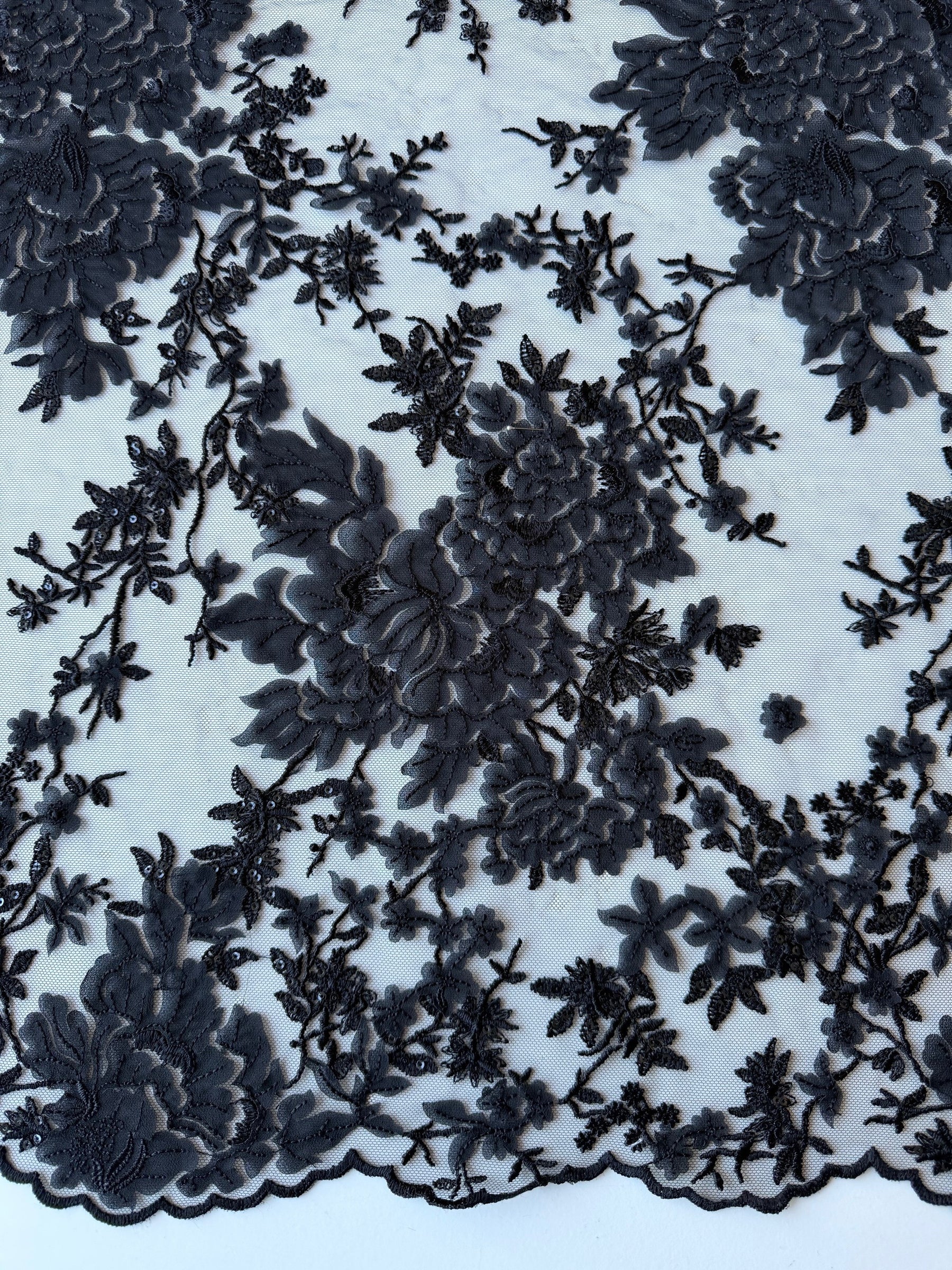Dentelle florale à paillettes noires - EB3018