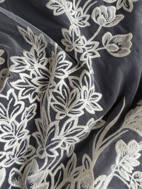 Dentelle brodée de sequins ivoire - EB3035