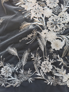 Dentelle brodée de sequins ivoire - EB3036