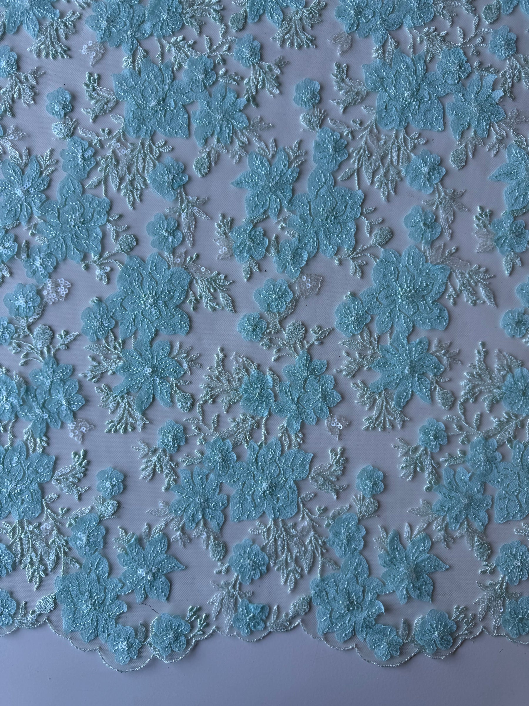 Dentelle brodée Océan Clair - EB3053