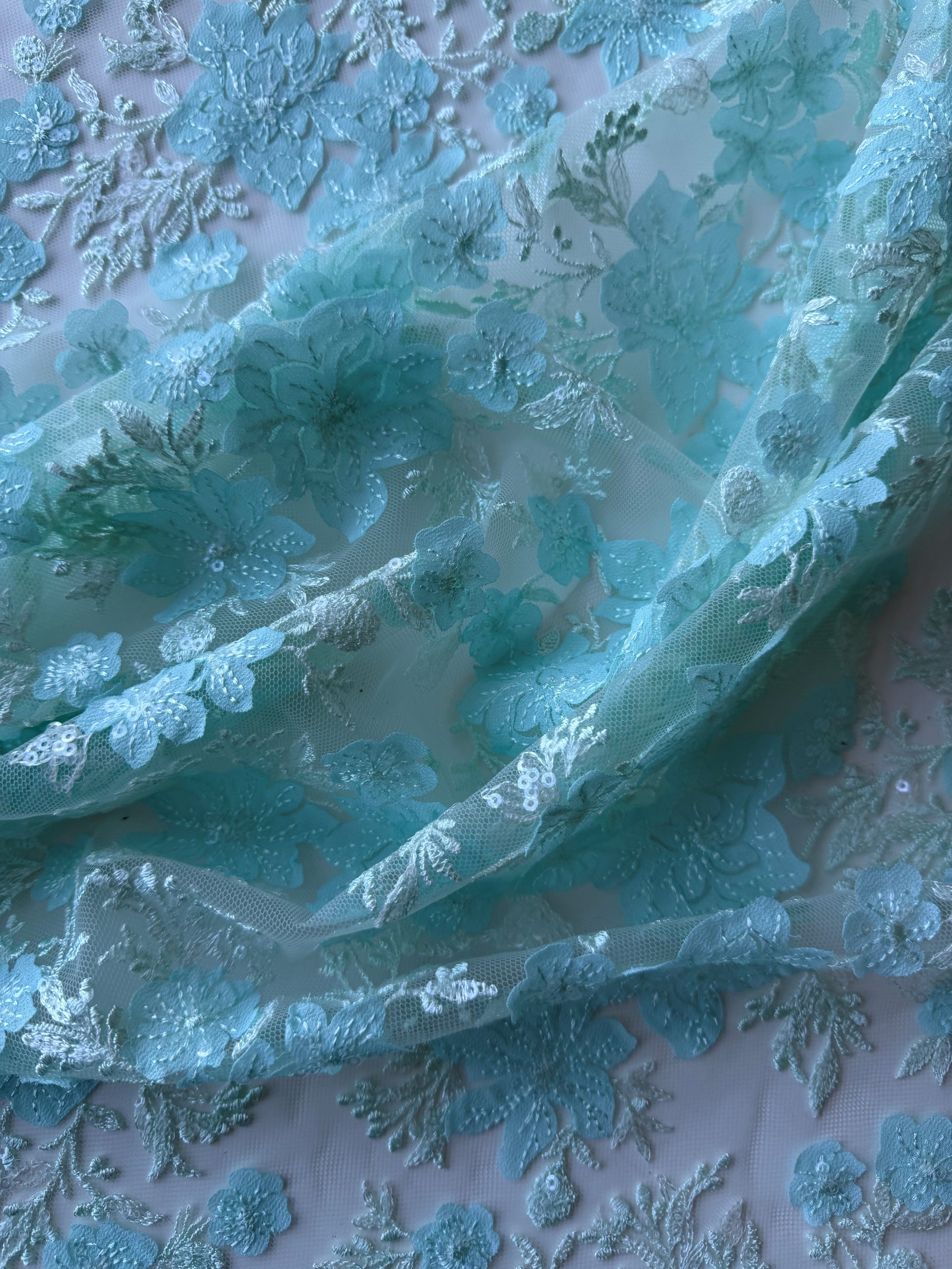 Dentelle brodée Océan Clair - EB3053